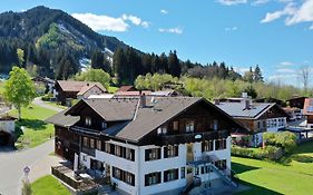 Ferienwohnungen Keller